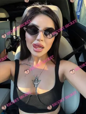 Amelia - Thumbnail 3