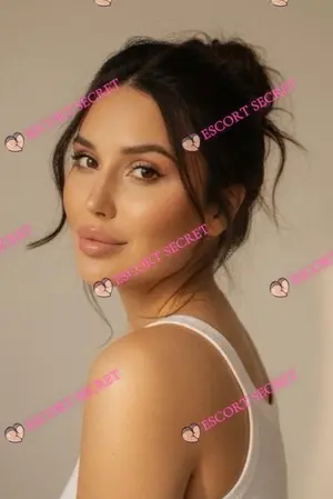 Amelia - Thumbnail 6